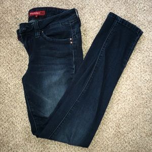 Dark skinny jeans